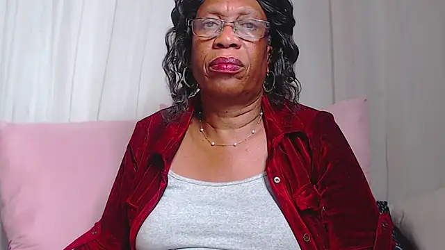 Freakyassnwildx online show from March 7, 7:10 pm