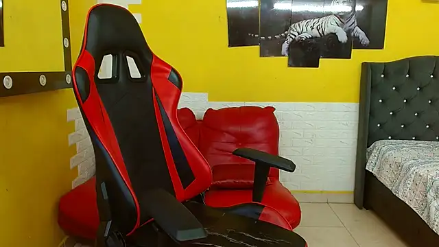 isabeautyx19 online show from September 30, 1:55 am