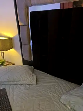 Bonnie vega online show from November 6, 9:21 pm