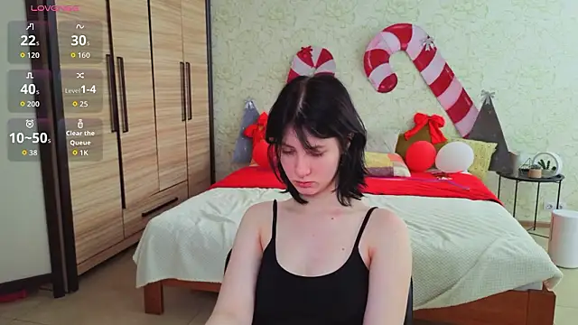 JulisSweet online show from January 15, 8:20 am