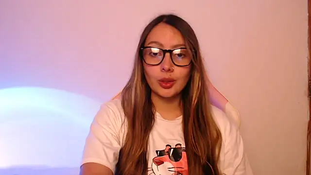 lalawhitte online show from November 21, 10:12 pm