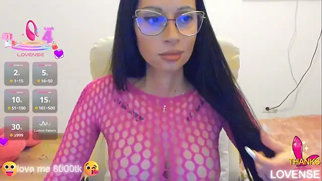 kissnicol32 online show from November 23, 6:53 pm