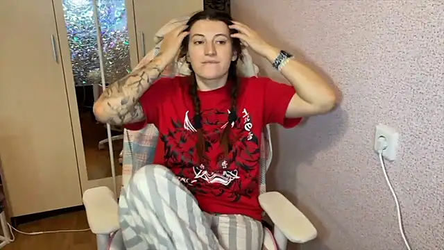 Katrin  kiss online show from January 18, 4:25 pm