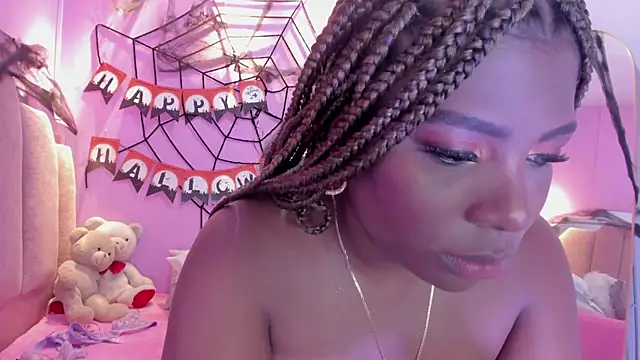 LoveQueen2 online show from October 19, 1:46 pm