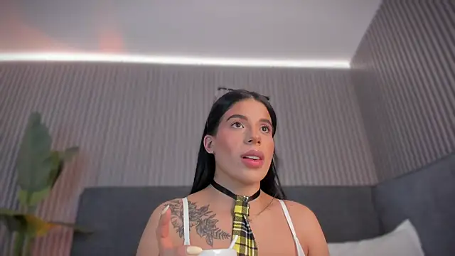 emelie 89 online show from March 30, 1:22 pm