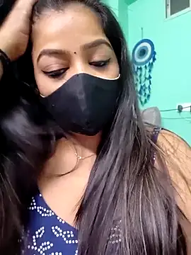 Monalisa Singh online show from February 10, 7:28 pm