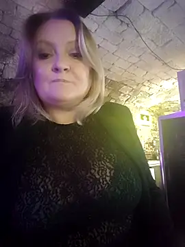 lady charlyne online show from September 12, 7:21 pm