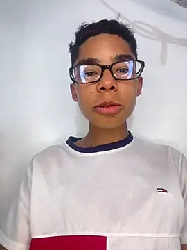 alexa pariss online show from March 15, 10:45 pm