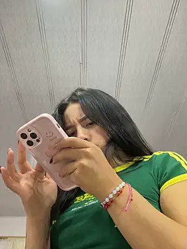 hannahb-e online show from February 13, 10:44 pm