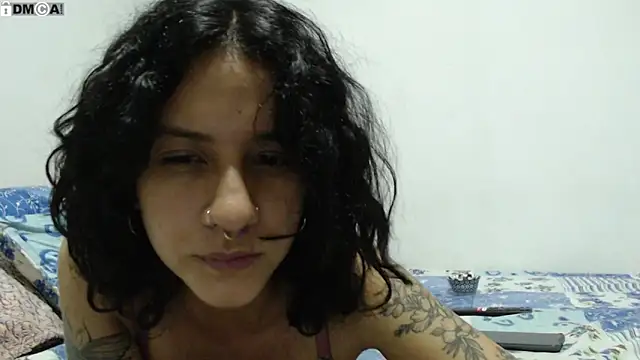 AlinaWoolf  online show from March 2, 2:11 am