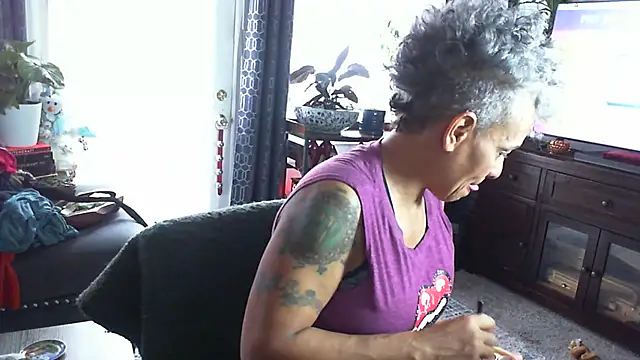 CeceilaMoon online show from January 11, 11:21 pm