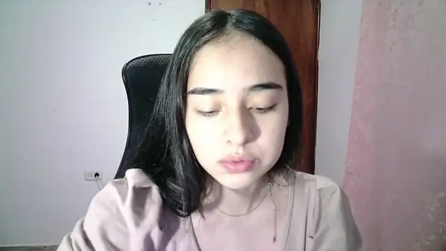 Snapshot of aineangeel chatting on October 8, 2:05 am aineangeel online show from October 8, 2:05 am