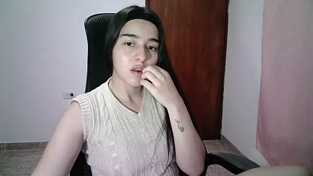 Snapshot of aineangeel chatting on October 11, 12:37 am aineangeel online show from October 11, 12:37 am