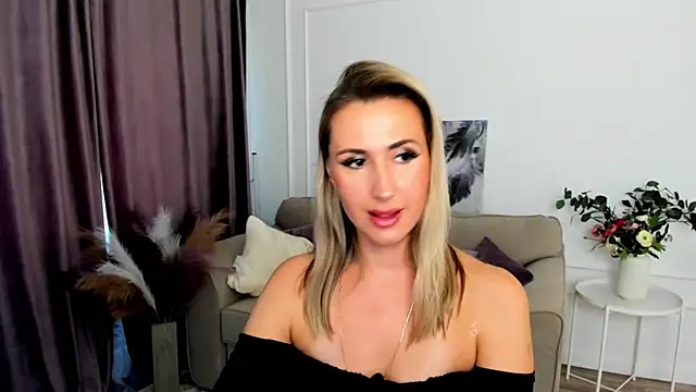 PassionGlow online show from September 19, 4:00 am