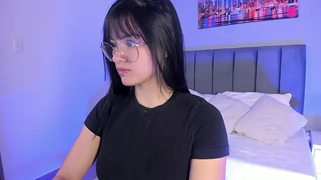 Snapshot of katherin_smith_ chatting on September 17, 10:57 am katherin smith  online show from September 17, 10:57 am