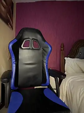 SSEXYBUBBLEBUTT101 online show from November 18, 2:01 am