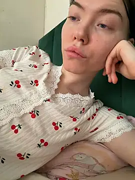 Lisaaa Alisa online show from March 13, 3:30 am