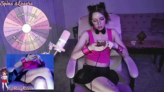 Trixyrose online show from April 6, 1:49 am