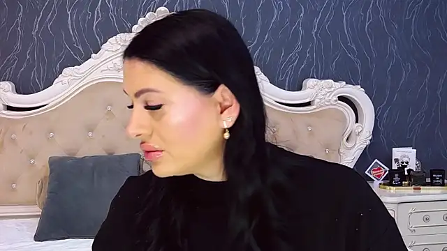 Lauren Saint online show from March 21, 2:22 pm