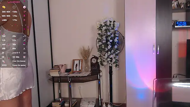 SheilaRyan online show from November 30, 5:00 am