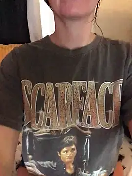 SidneyRaee online show from February 13, 5:14 pm