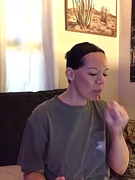 SidneyRaee online show from October 2, 5:29 pm