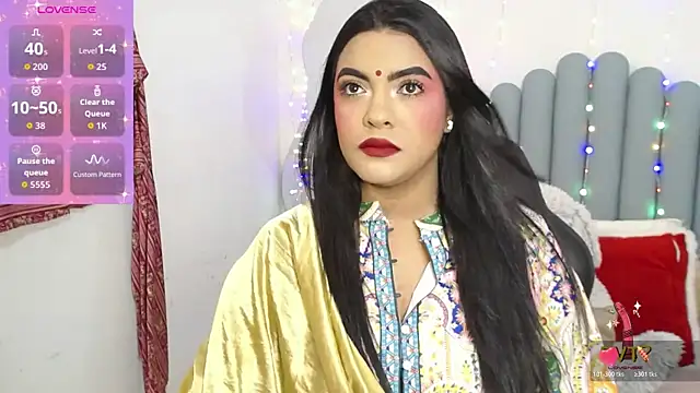 lakshmiraniii online show from April 17, 11:56 am