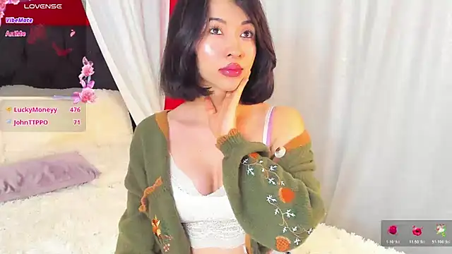 SophiaLiu online show from April 6, 1:49 am