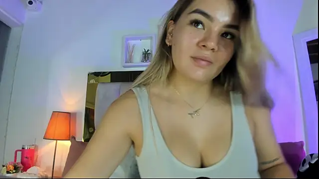 emmy r online show from October 27, 12:12 pm