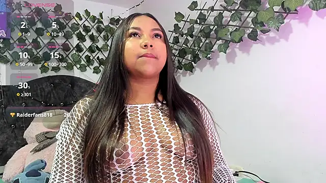 PaulinaSwan online show from October 18, 5:43 am