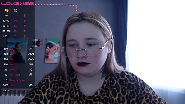 Light Luna online show from November 21, 8:05 am