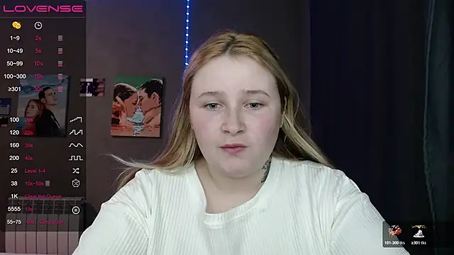 Light Luna online show from October 31, 3:05 pm