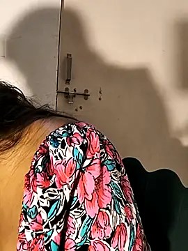 FANTASY QUEEN 07 online show from December 14, 10:10 am