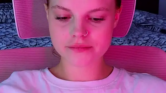 KristiRosee online show from June 10, 3:38 am