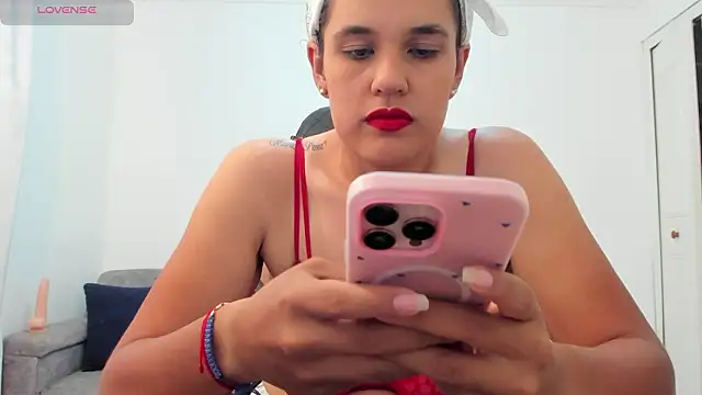 natalia curvy1 online show from March 13, 6:09 pm