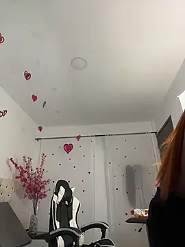 Elektra Queen online show from April 6, 1:12 pm