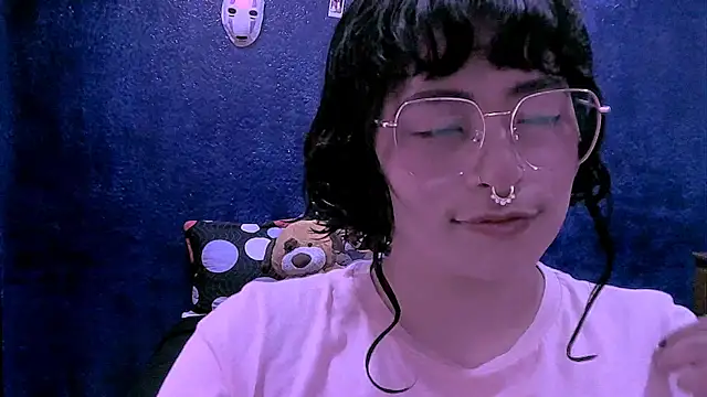 NinaYellow online show from May 21, 12:47 pm