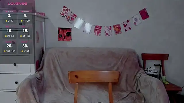 pawpaws online show from June 9, 7:41 am