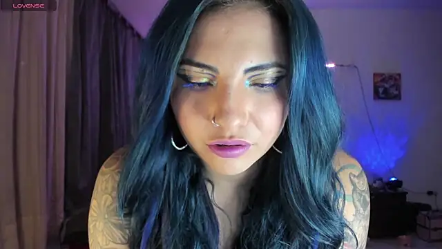 black wiidow online show from March 22, 12:05 am