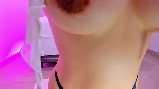 Leah Grey online show from October 29, 11:58 am