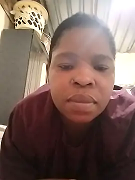 sweetlips922 online show from March 4, 8:21 am