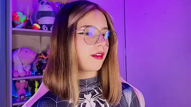 EmilyMiller  online show from February 4, 4:21 pm