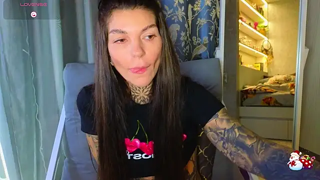 tattooedBabyy online show from February 22, 11:33 am