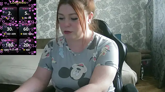 Snapshot of Sabrina_Poison chatting on October 9, 5:55 am Sabrina Poison online show from October 9, 5:55 am