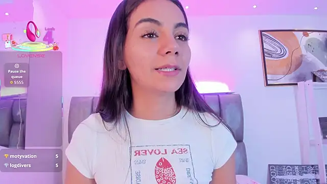 Snapshot of martina_mancini chatting on October 8, 1:48 pm martina mancini online show from October 8, 1:48 pm