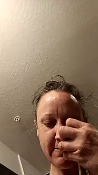 SexyB214 online show from March 8, 7:07 pm