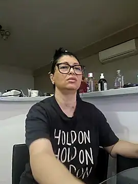 Milf Abigail online show from September 20, 4:11 am