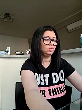 Milf Abigail online show from February 20, 6:26 am