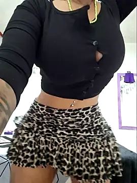 gatadeojosclaros online show from March 27, 3:19 am