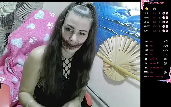 Snapshot of Catbaby32 chatting on October 31, 9:52 pm Catbaby32 online show from October 31, 9:52 pm